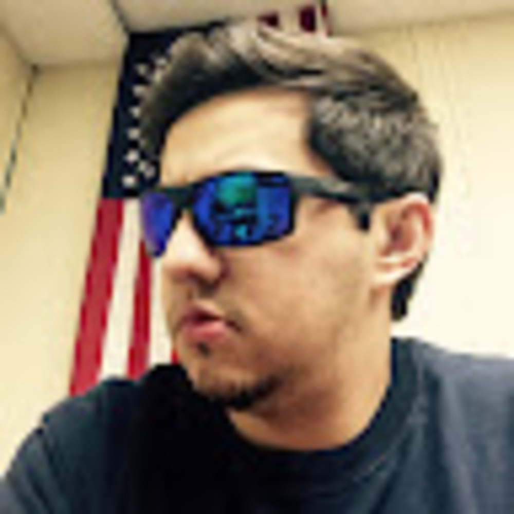 Meet your Posher, Carlos